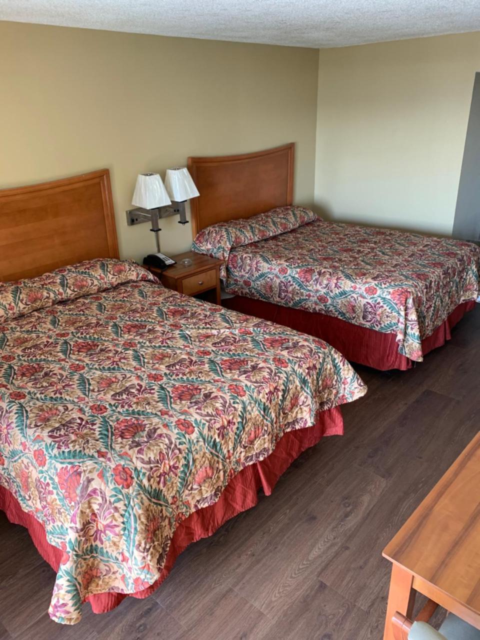 Motel Sea Dunes Oceanfront 2*