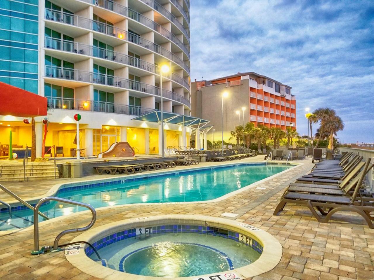 New Modern, Direct Oceanfront, Boardwalk, Views!