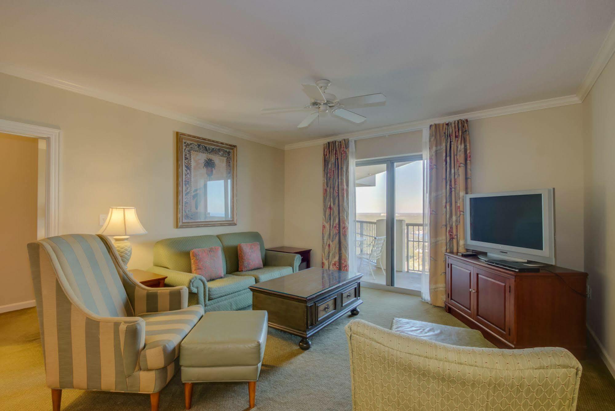 Royal Palms 704 Apartment *
