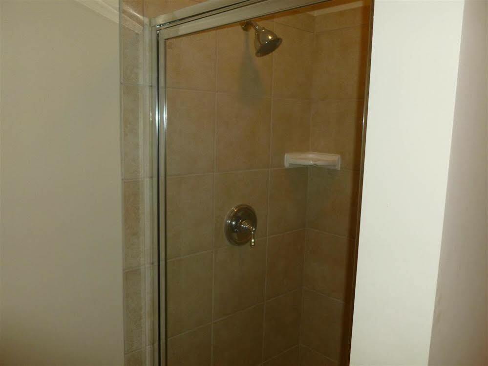 Royal Palms 704 Apartment *