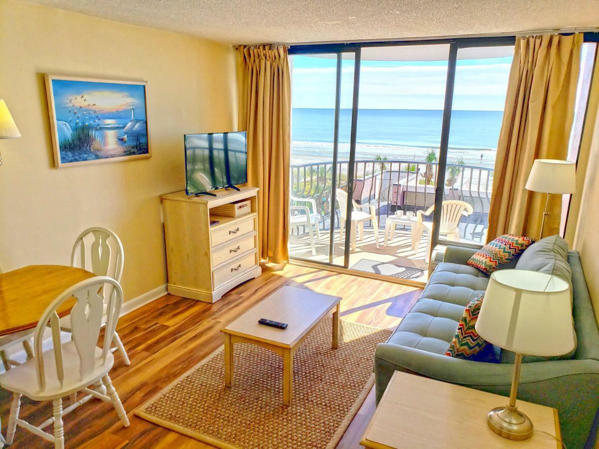 Apartment Palms 2nd Floor!