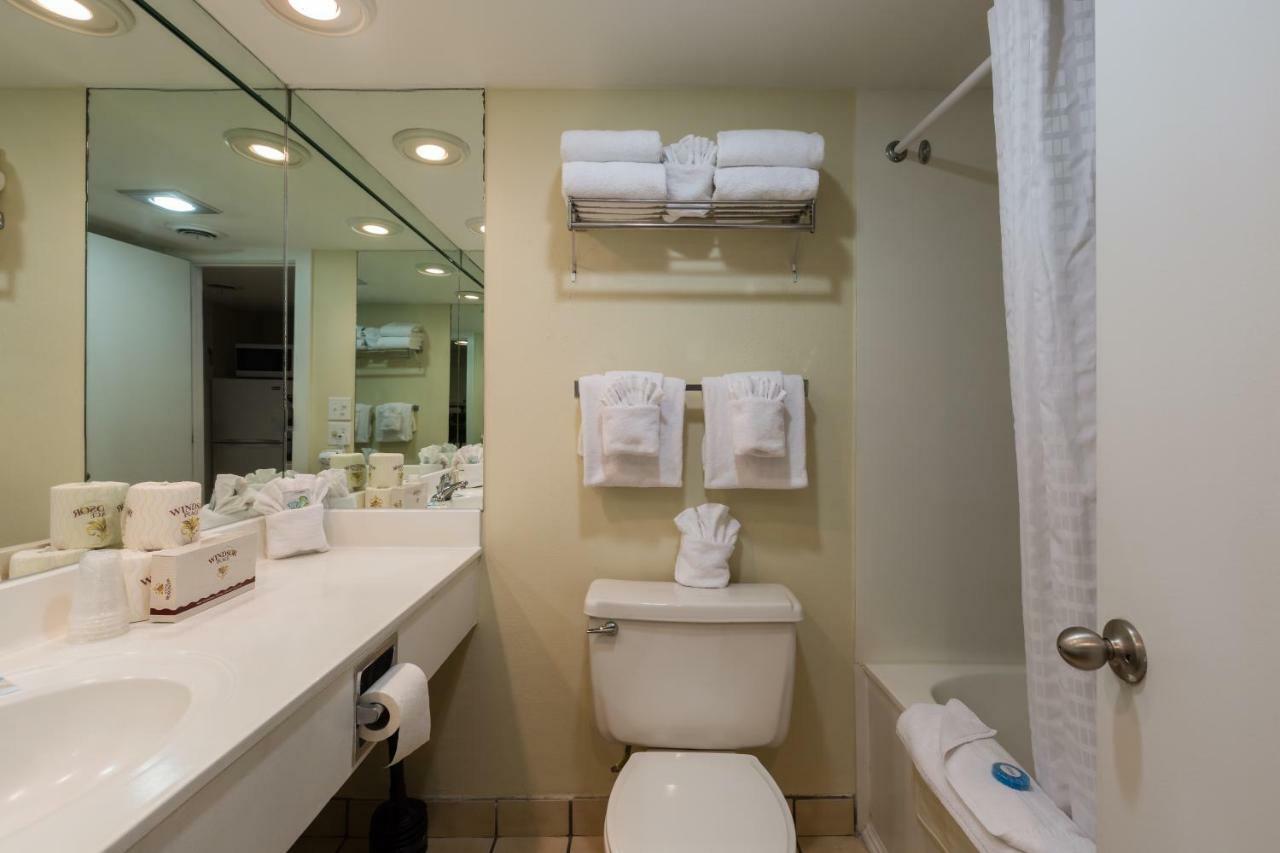 Hotel Schooner And Racquet Club By Capital Vacations 3*