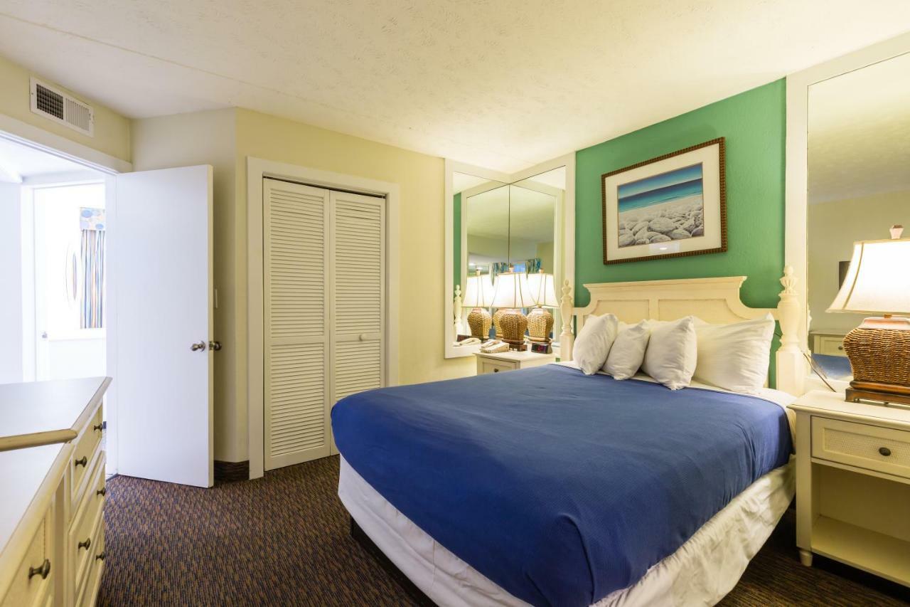 Schooner And Racquet Club By Capital Vacations Hotel