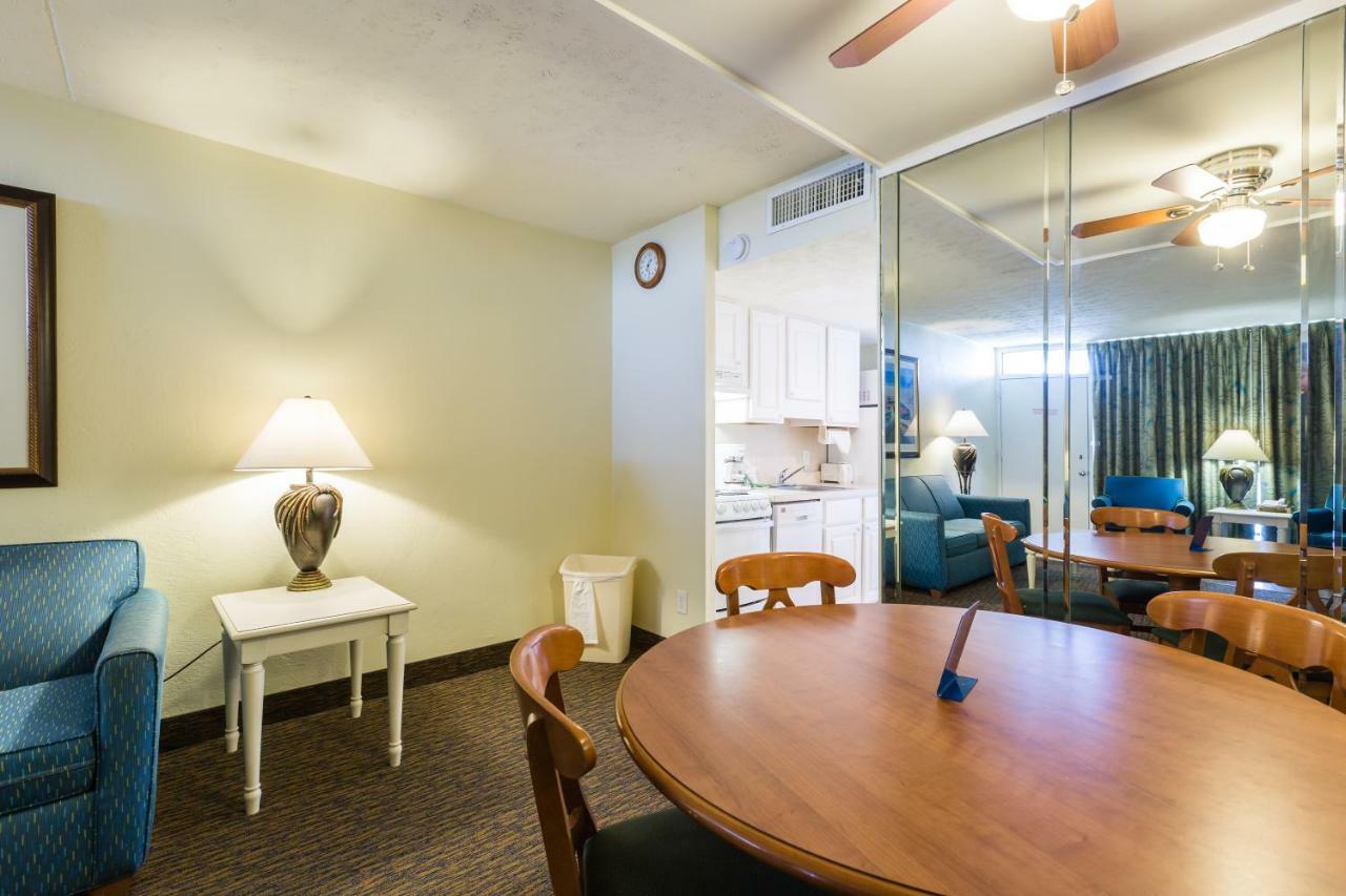Hotel Schooner And Racquet Club By Capital Vacations 3*