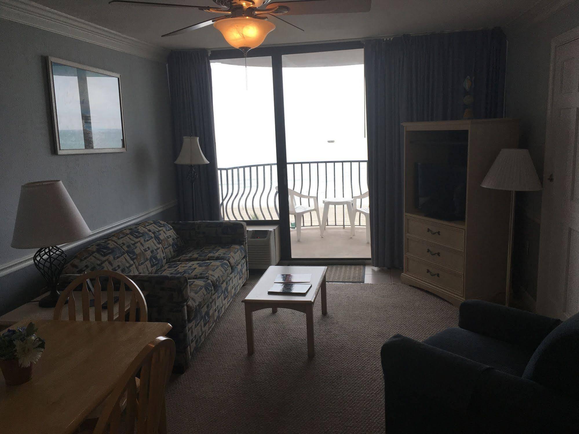 Palms Aparthotel 3*