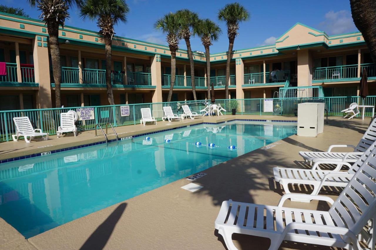 Royal Palace And Myrtle Ocean Blvd Hotel