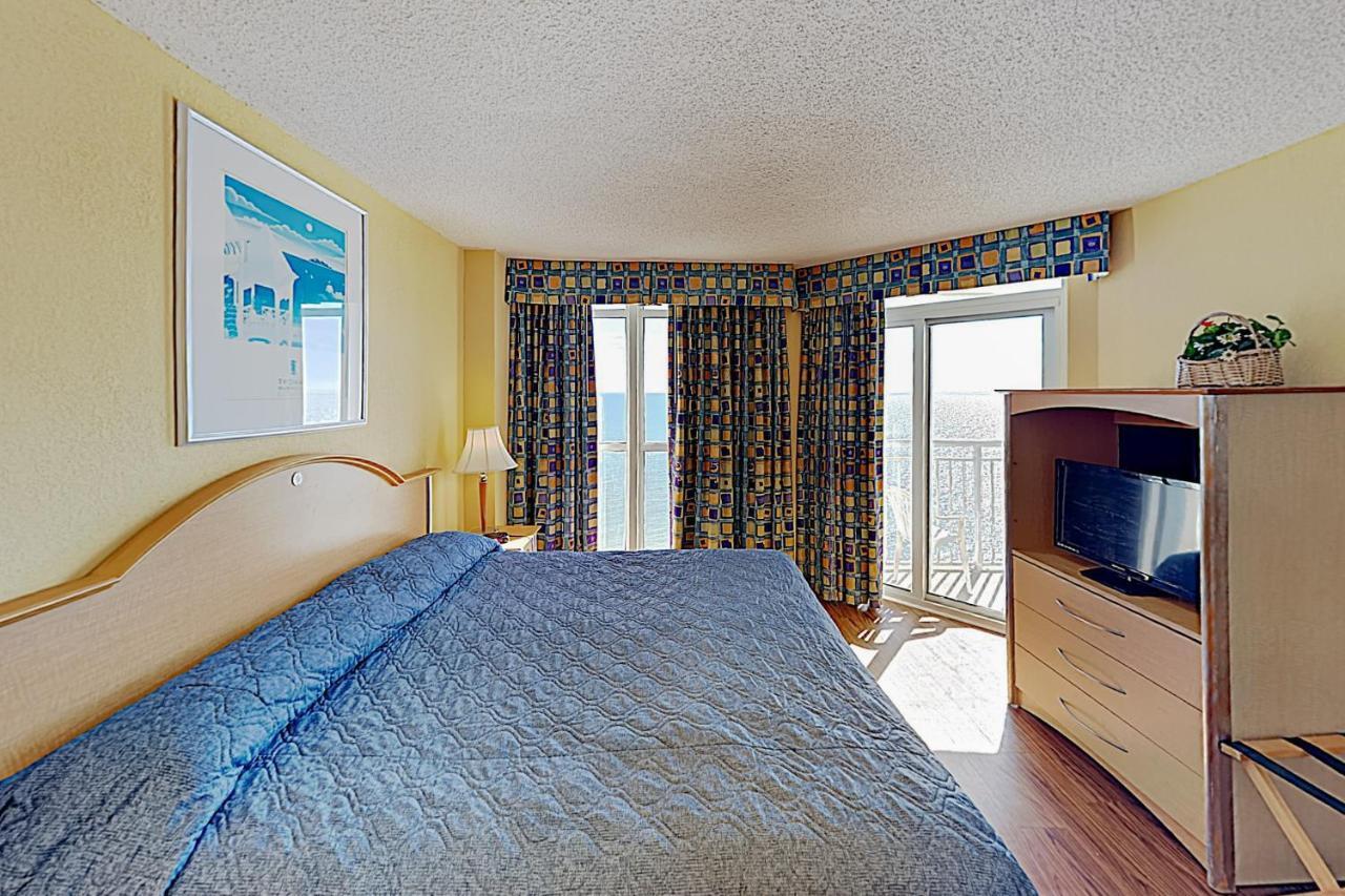 New Listing! Beachfront With Epic Amenities *