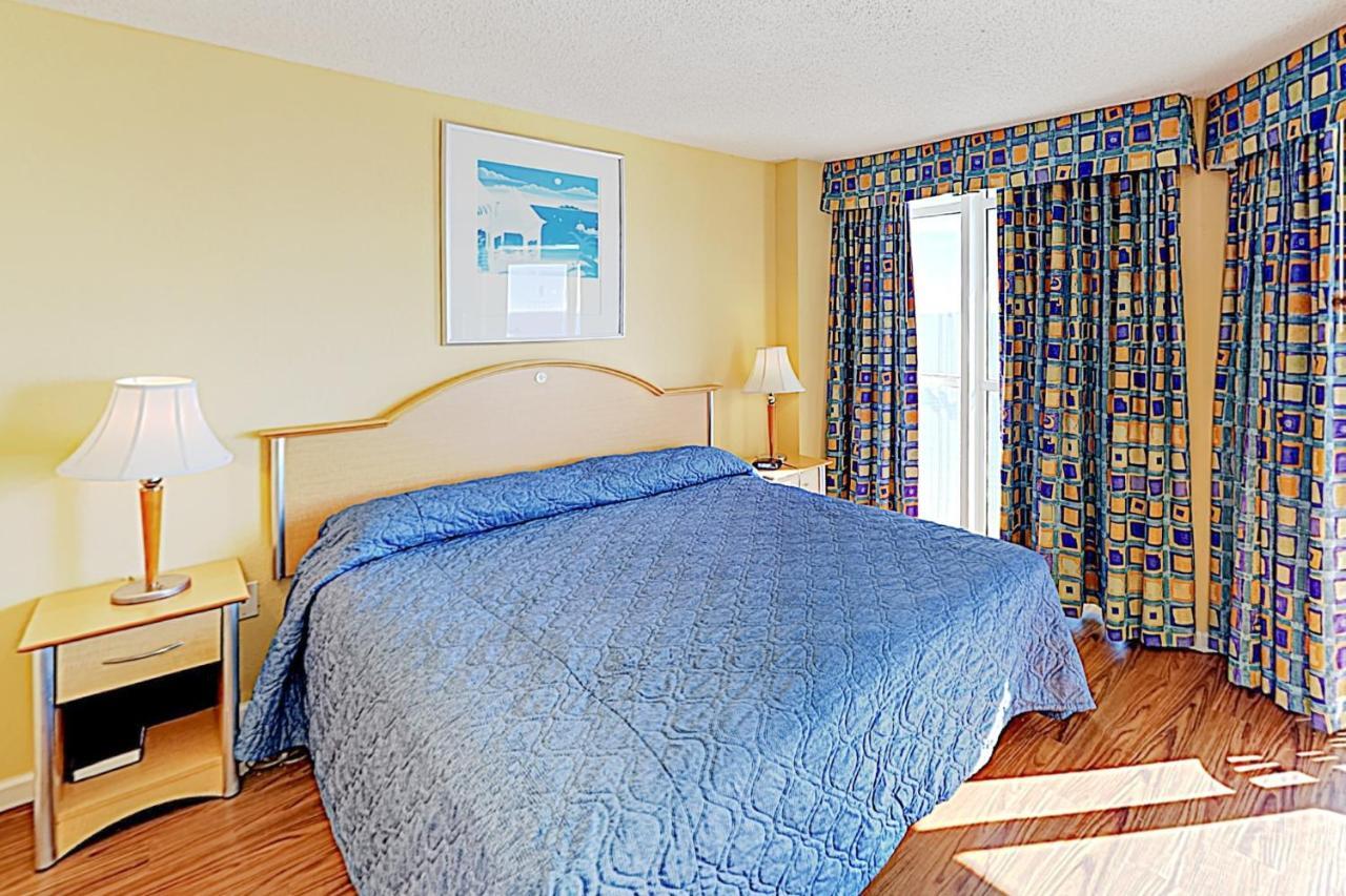 New Listing! Beachfront With Epic Amenities