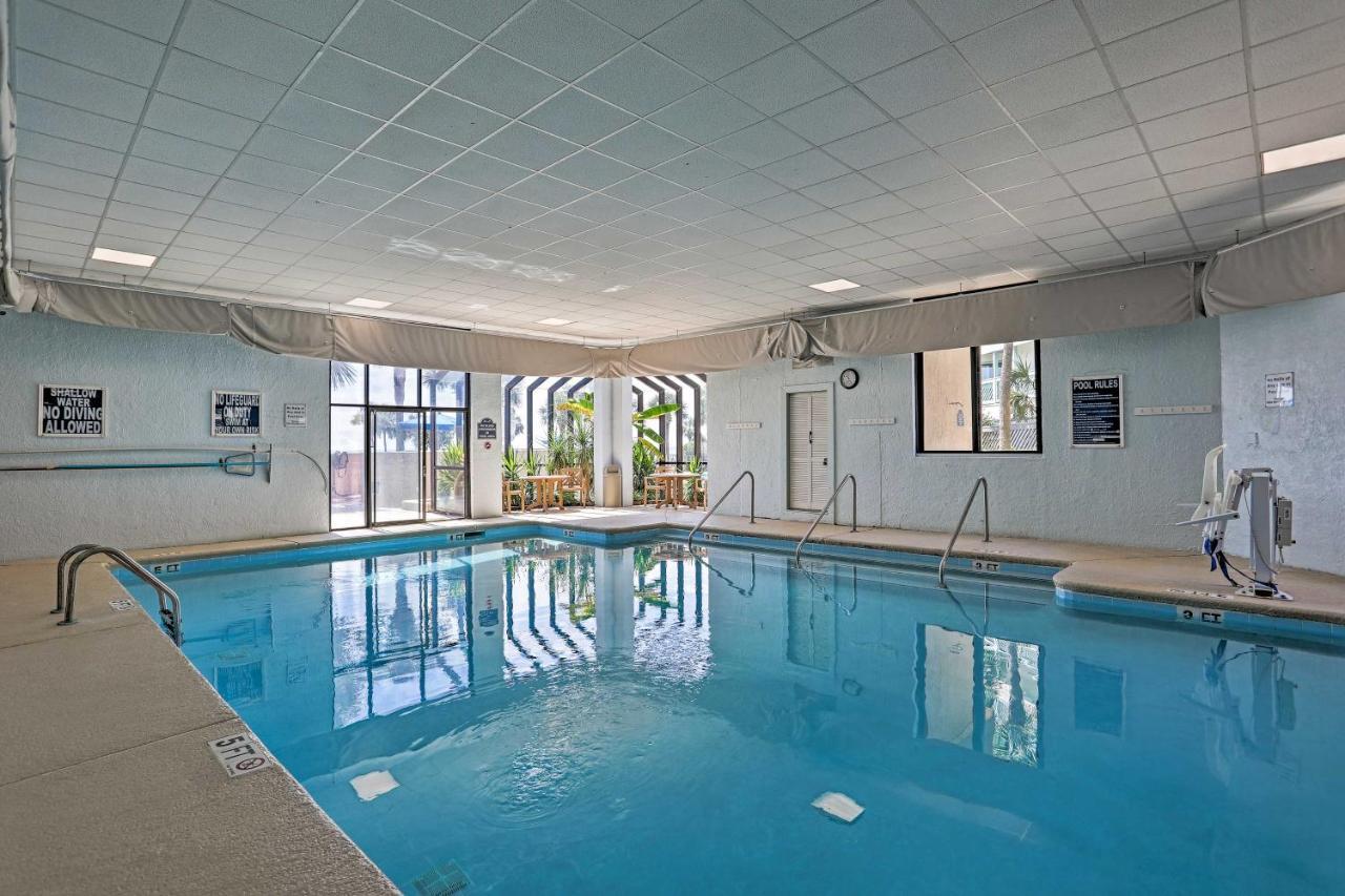 Romantic Summer Getaway With Community Pool Access Apartment