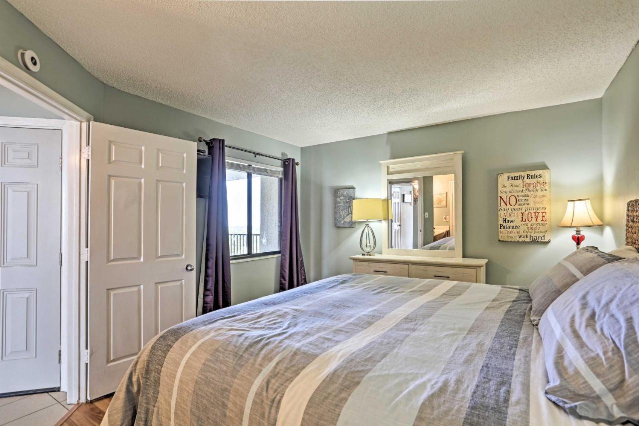 Romantic Summer Getaway With Community Pool Access Myrtle Beach