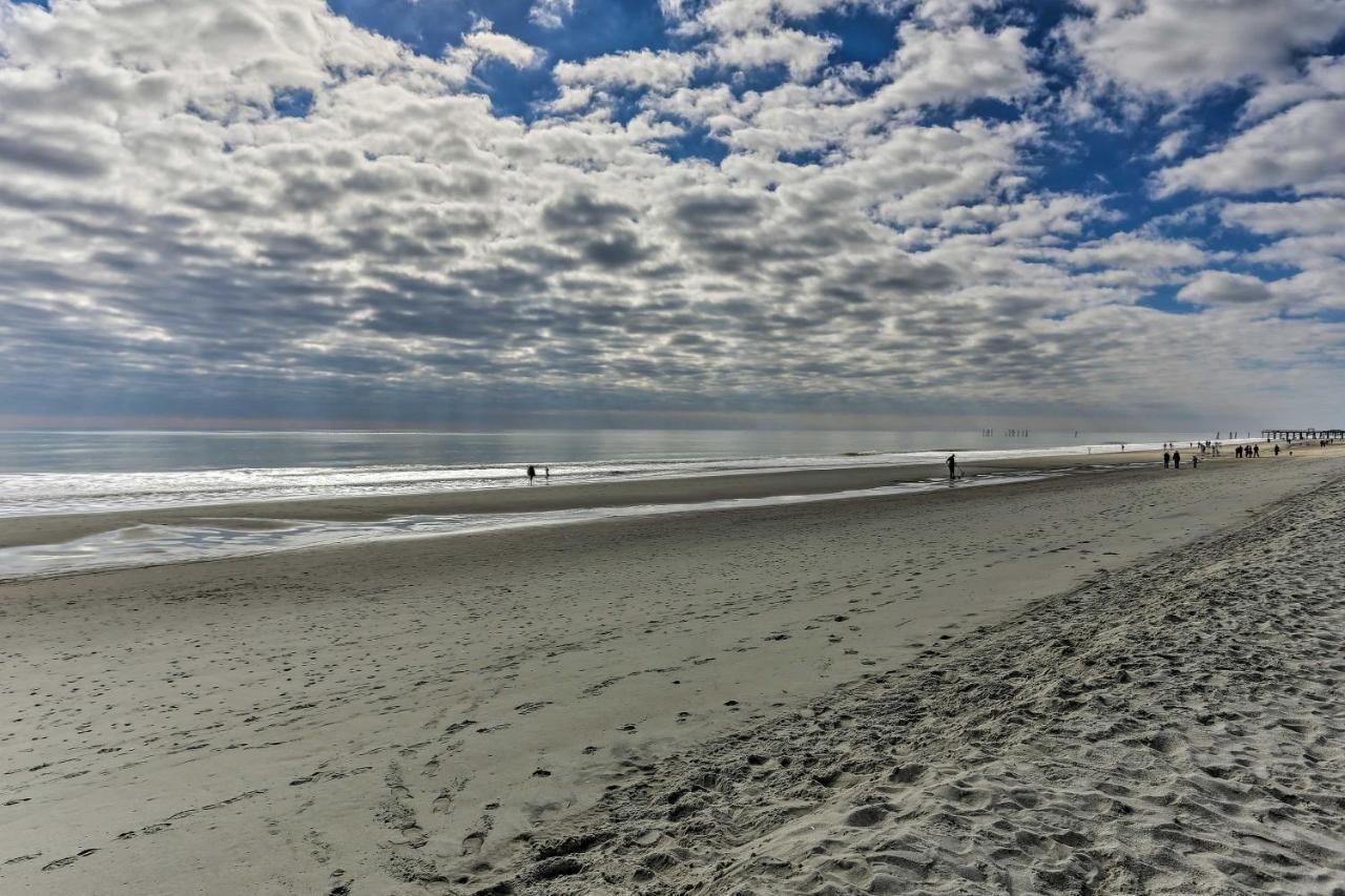 With Pool Access - Walk To Beach! * Myrtle Beach
