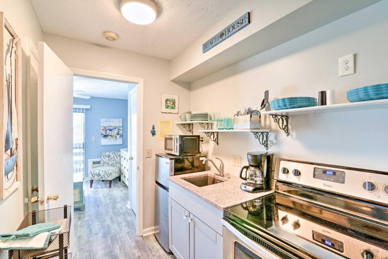 Garden City With Pool Access - Walk To Beach! Apartment *