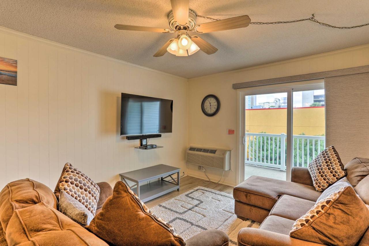 Bright North Myrtle Walk To Beach! *