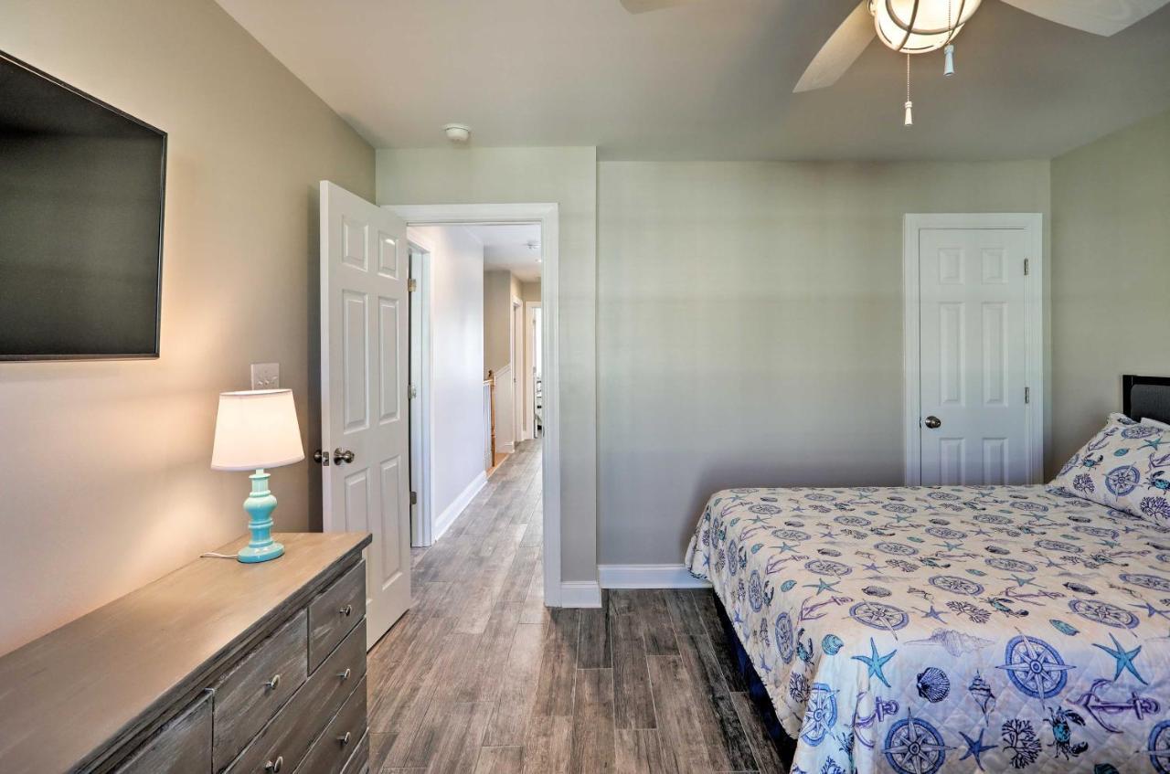 Spacious Murrells Inlet Hub With Pool, Walk To Shore *