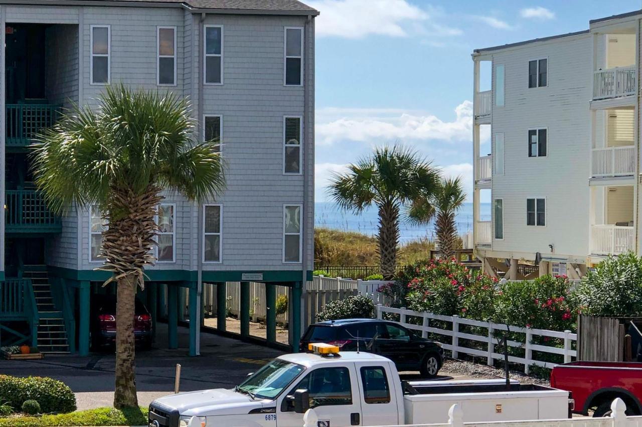 Bright North Myrtle Walk To Beach! Apartment Myrtle Beach