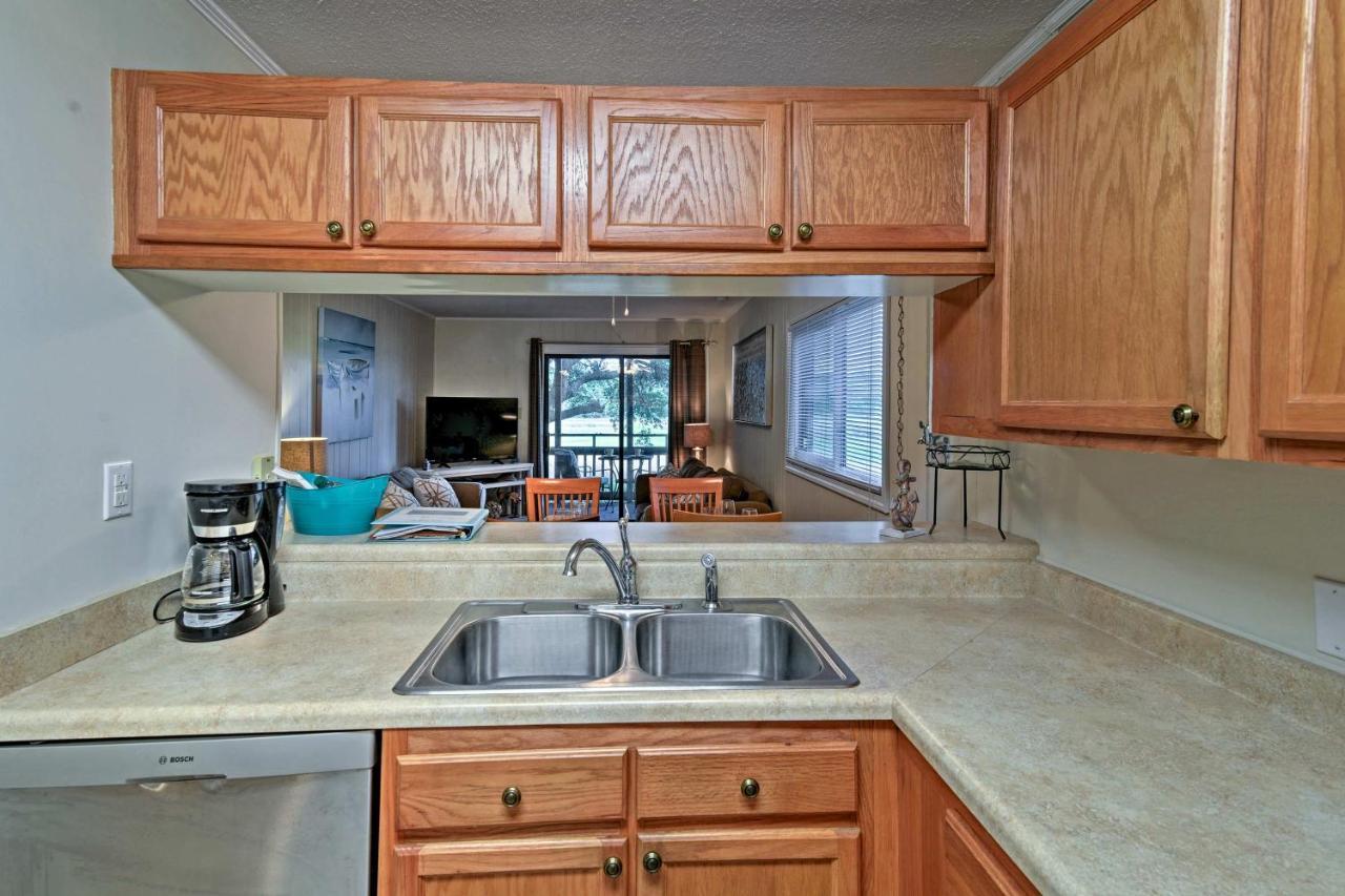 Oceanside With Pool Access And Patio Apartment Myrtle Beach