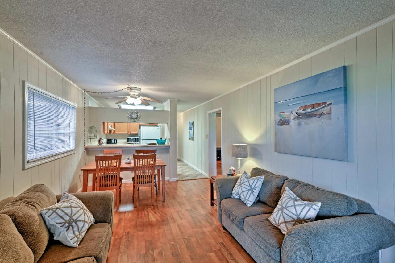 Oceanside With Pool Access And Patio Apartment *