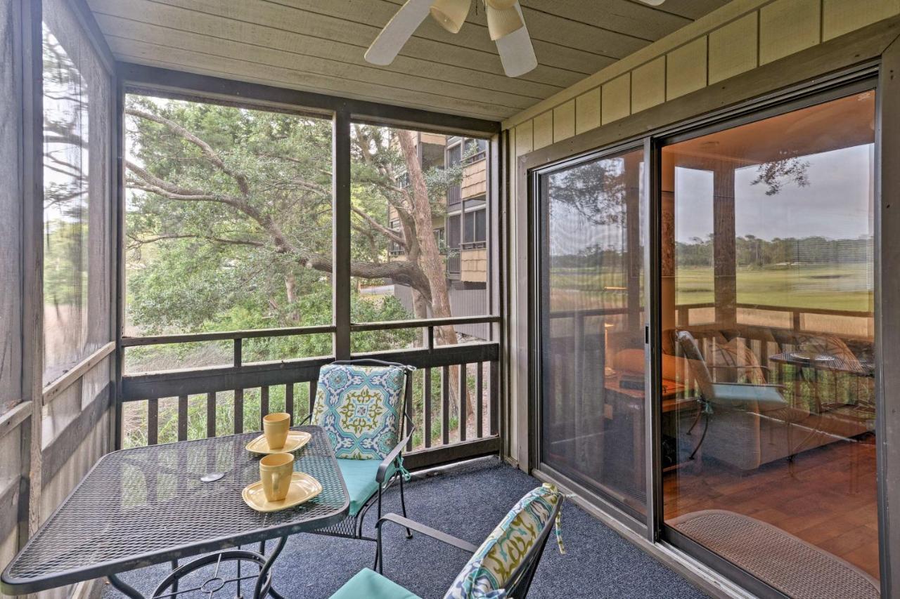 Oceanside With Pool Access And Patio Apartment