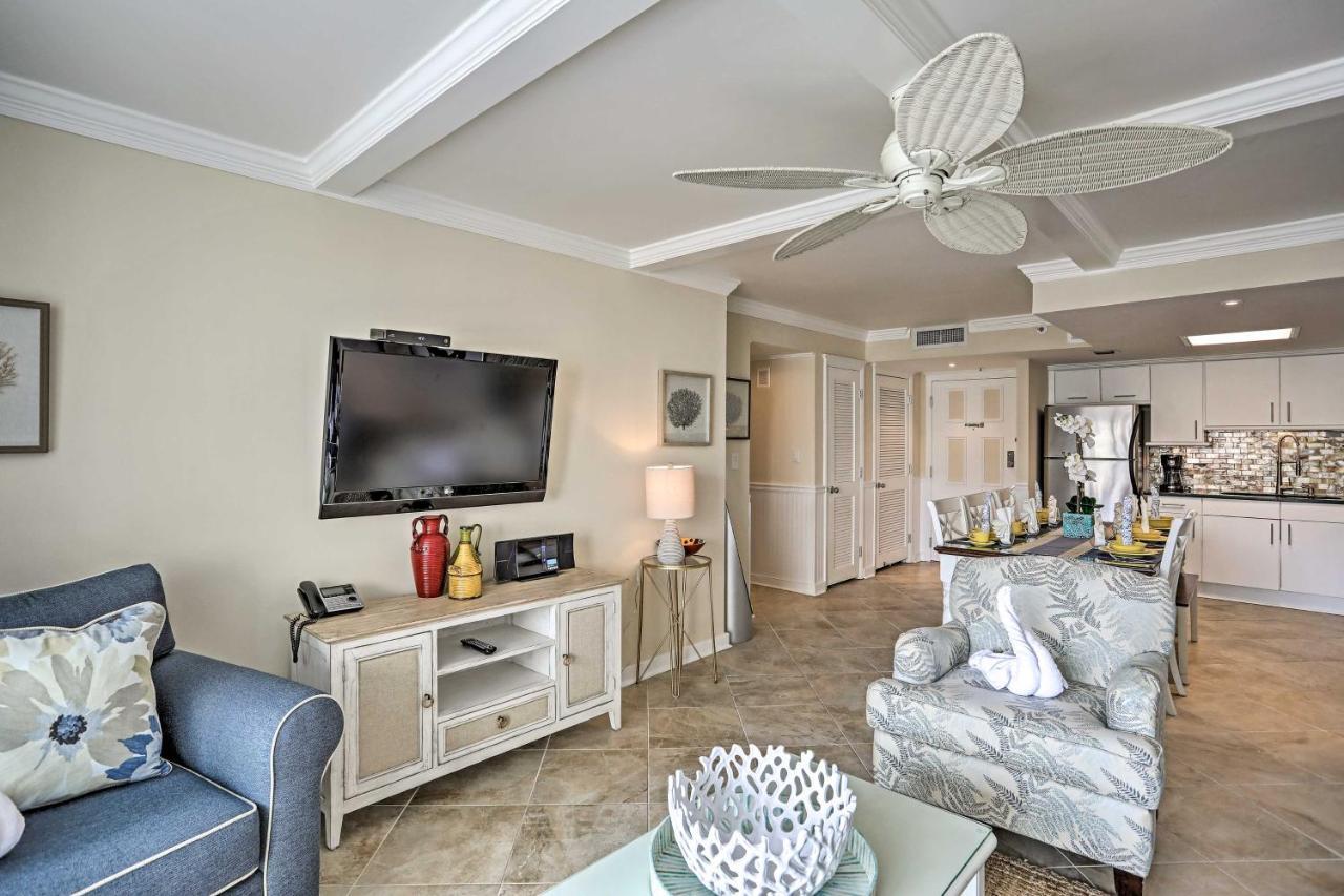 Beachfront With Amenities And Boardwalk! *
