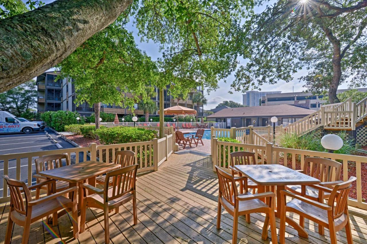 Oceanside With Pool Access And Patio