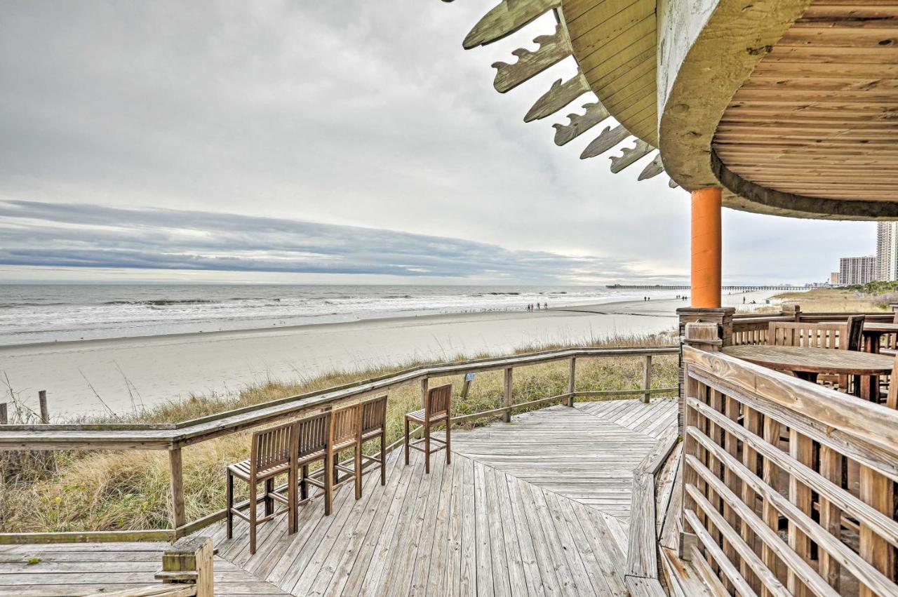 Beachfront With Amenities And Boardwalk! Apartment