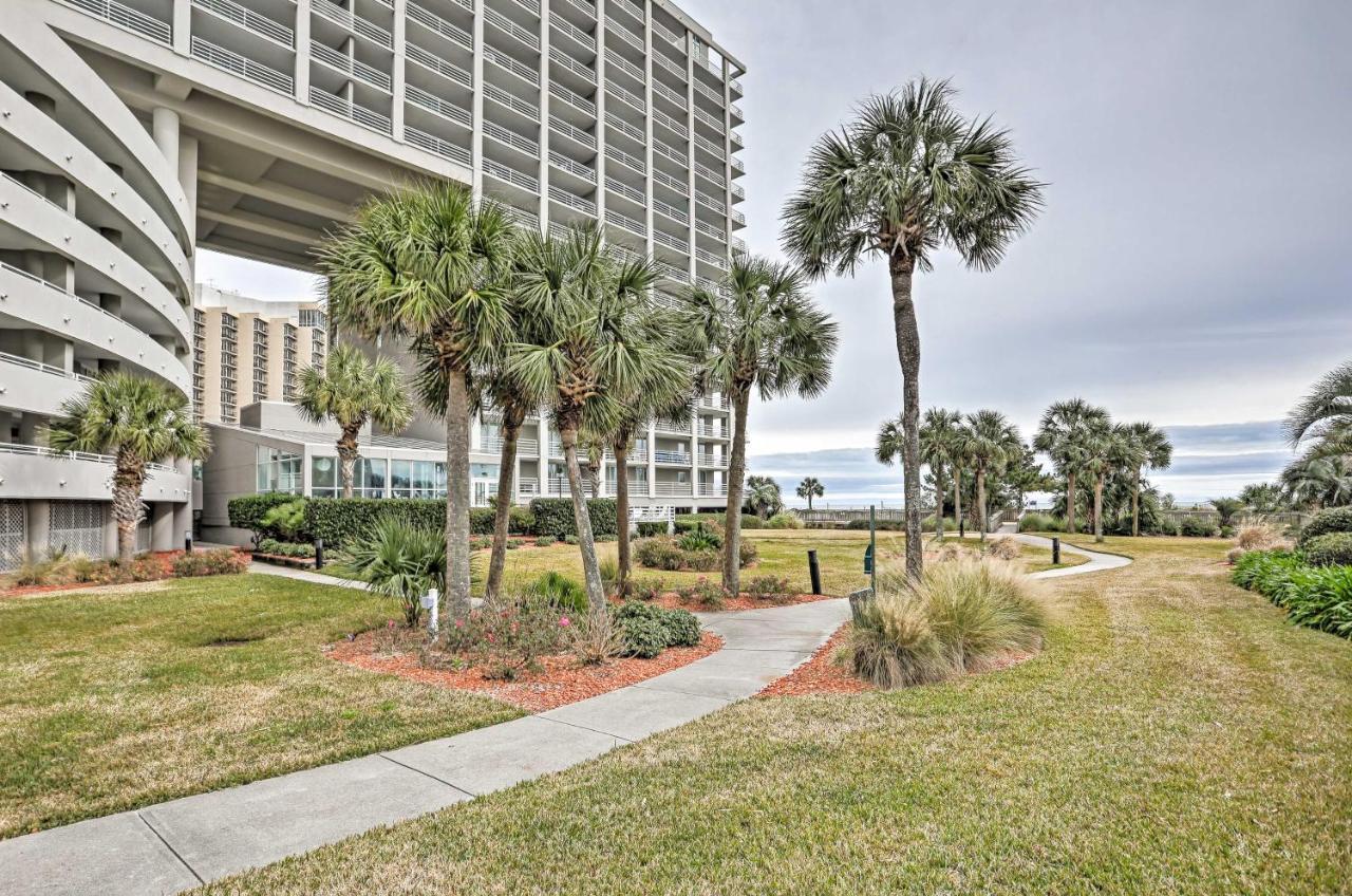 Apartment Beachfront With Amenities And Boardwalk! *