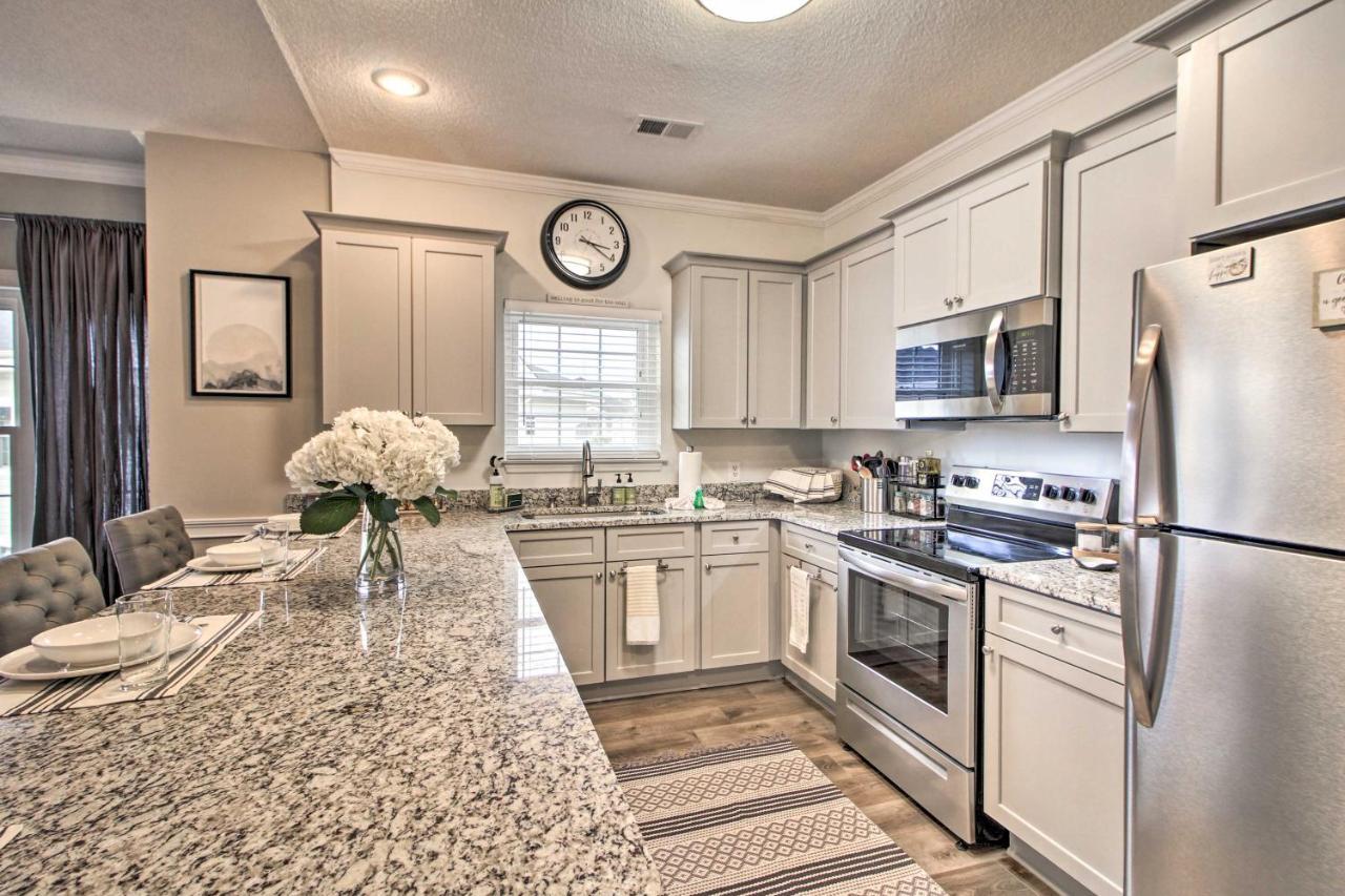 Updated Less Than 3 Miles To Broadway At The Beach! Apartment Myrtle Beach