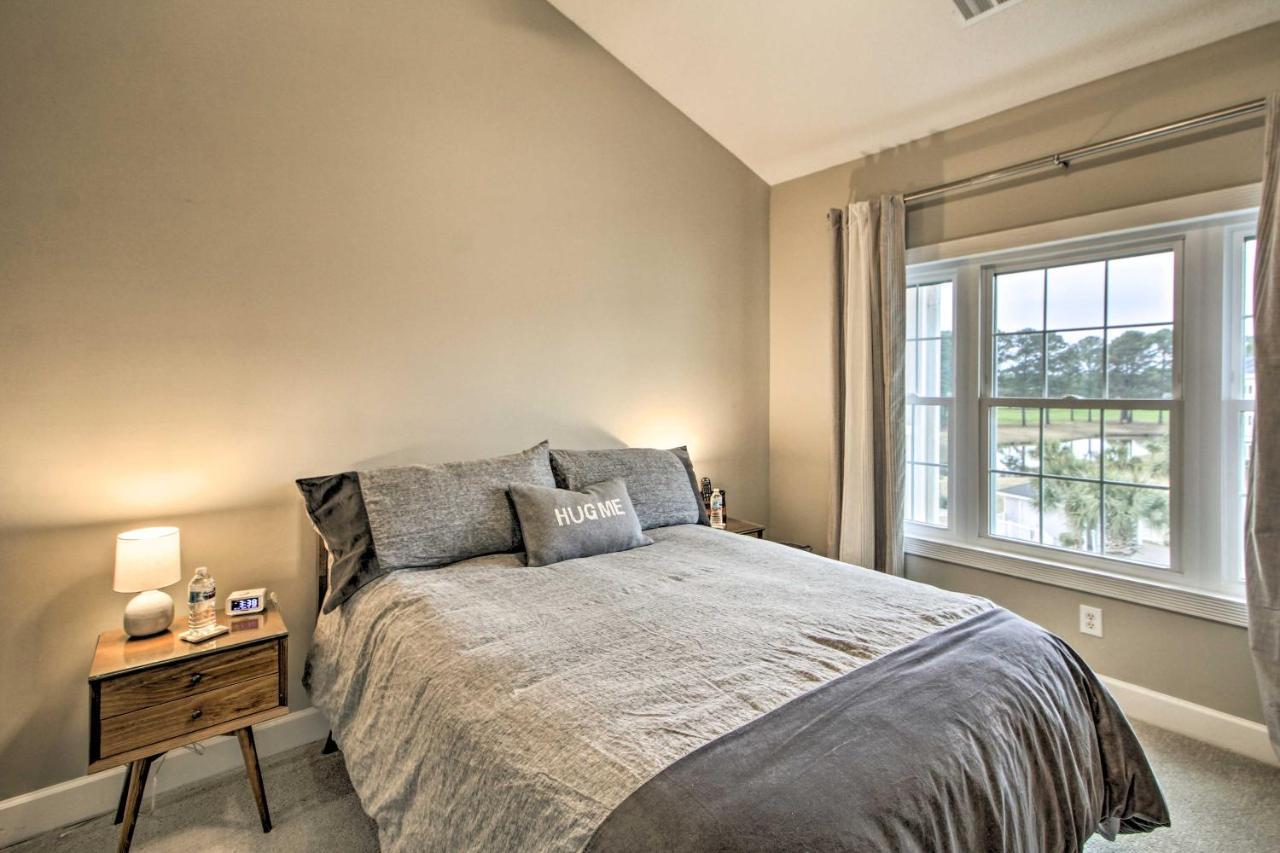 Apartment Updated Less Than 3 Miles To Broadway At The Beach!