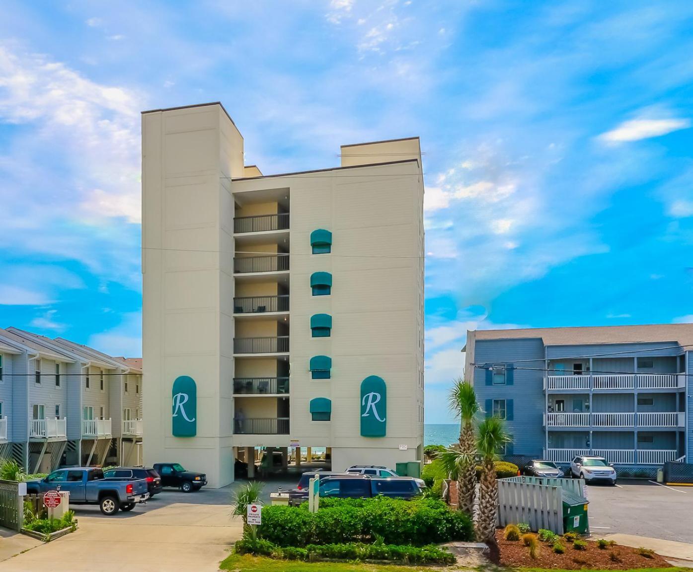 Getaway With Pool Access And Patio With Ocean View Apartment Myrtle Beach