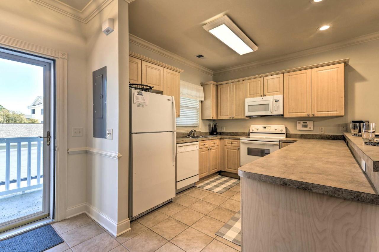 Beautiful Coastal With Pool And Close To Beach! *