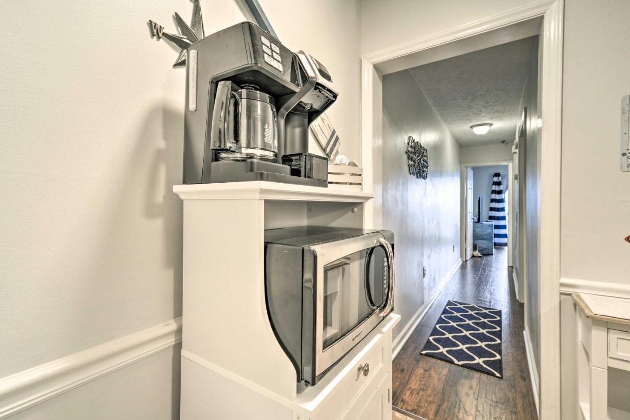 Apartment Cozy With Balcony And Ocean View Walk To Beach! Myrtle Beach