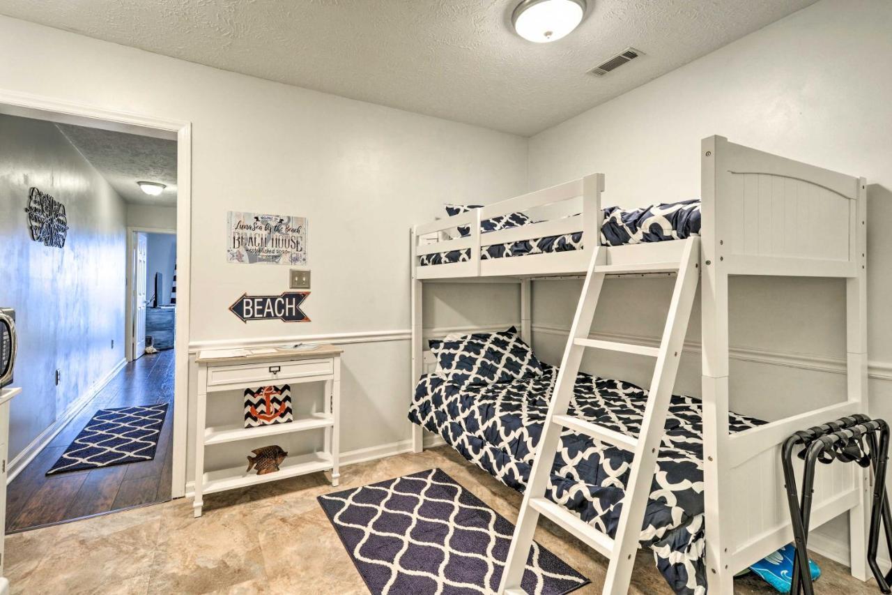 Cozy With Balcony And Ocean View Walk To Beach! Apartment