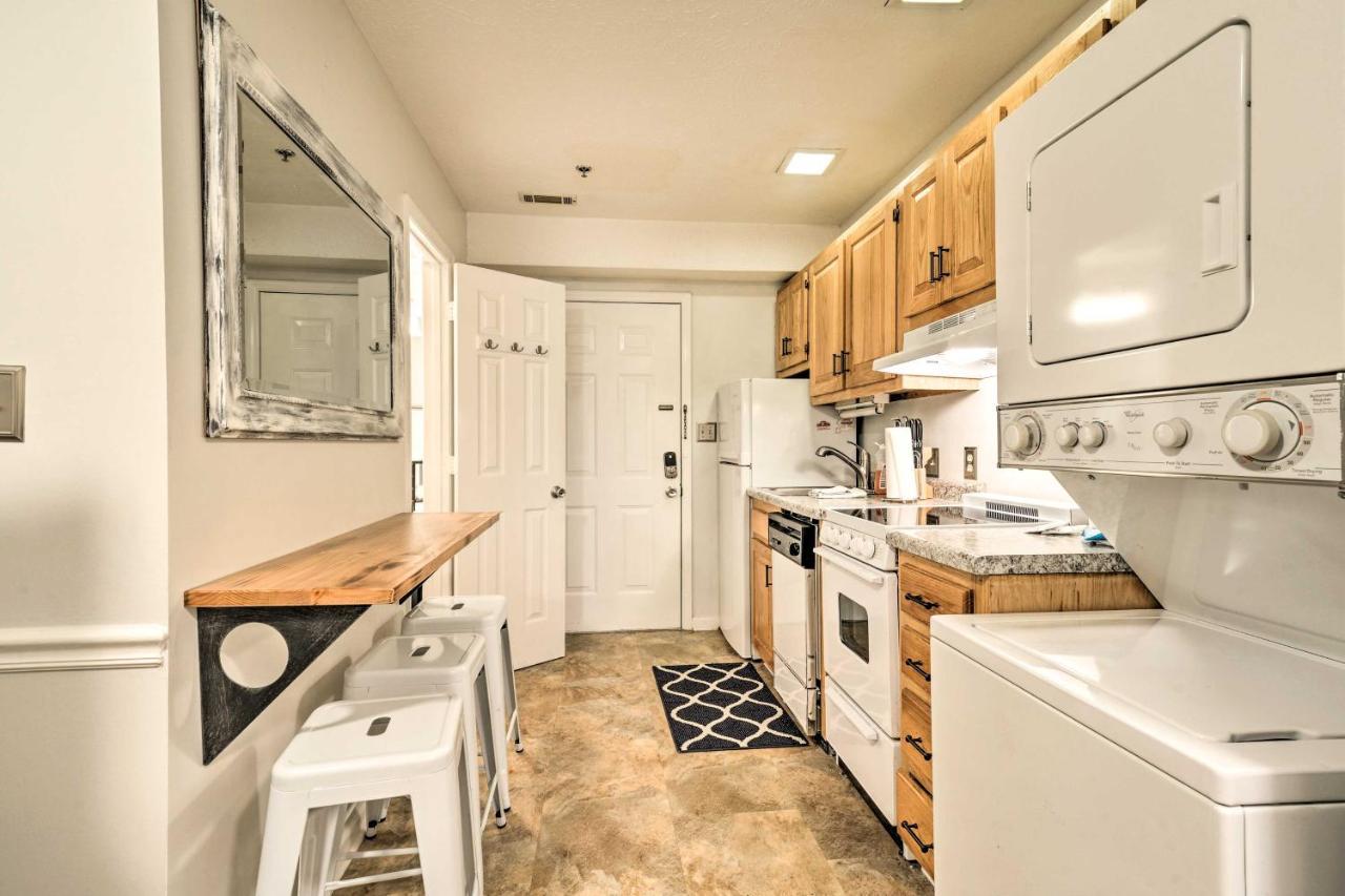 Apartment Cozy With Balcony And Ocean View Walk To Beach! Myrtle Beach