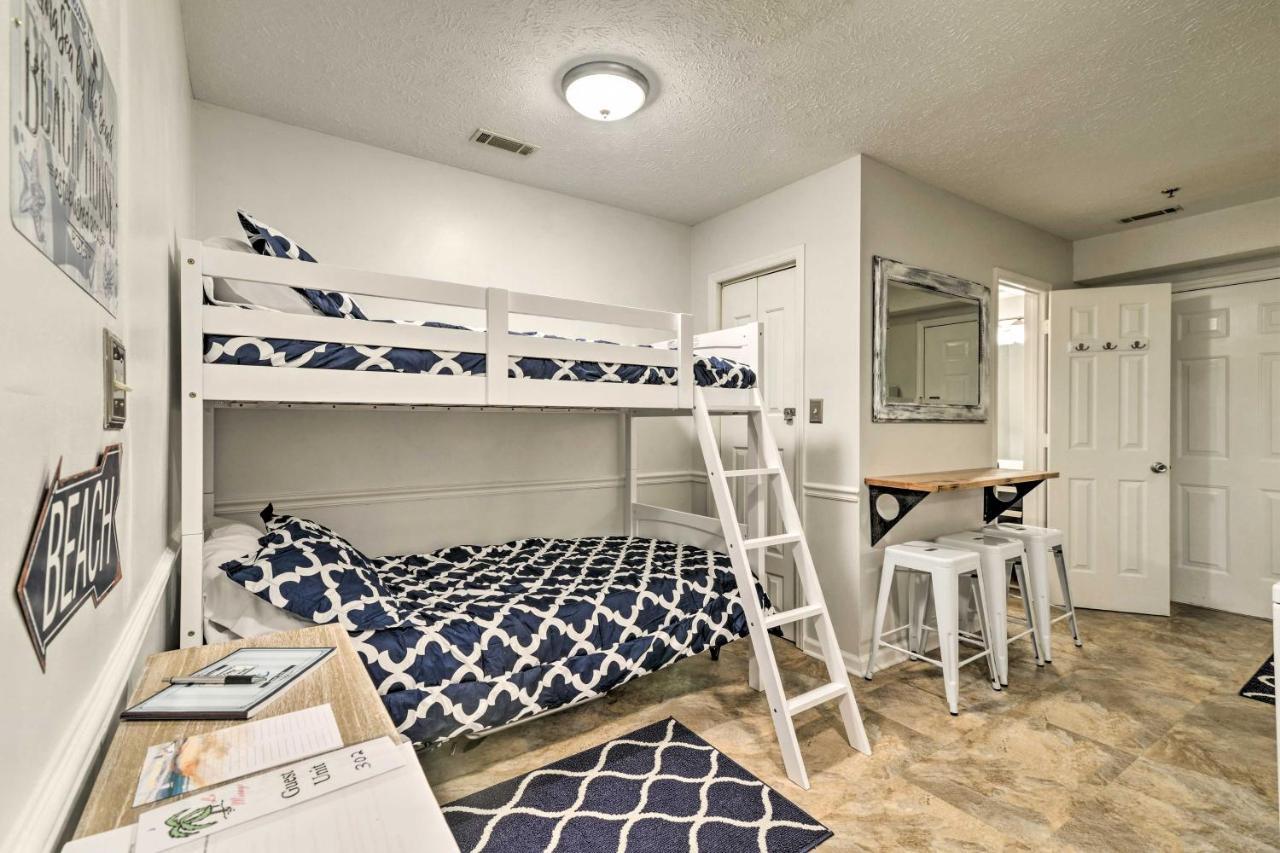 Cozy With Balcony And Ocean View Walk To Beach! Apartment *