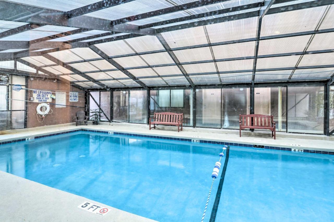 Cozy With Balcony And Ocean View Walk To Beach! Myrtle Beach
