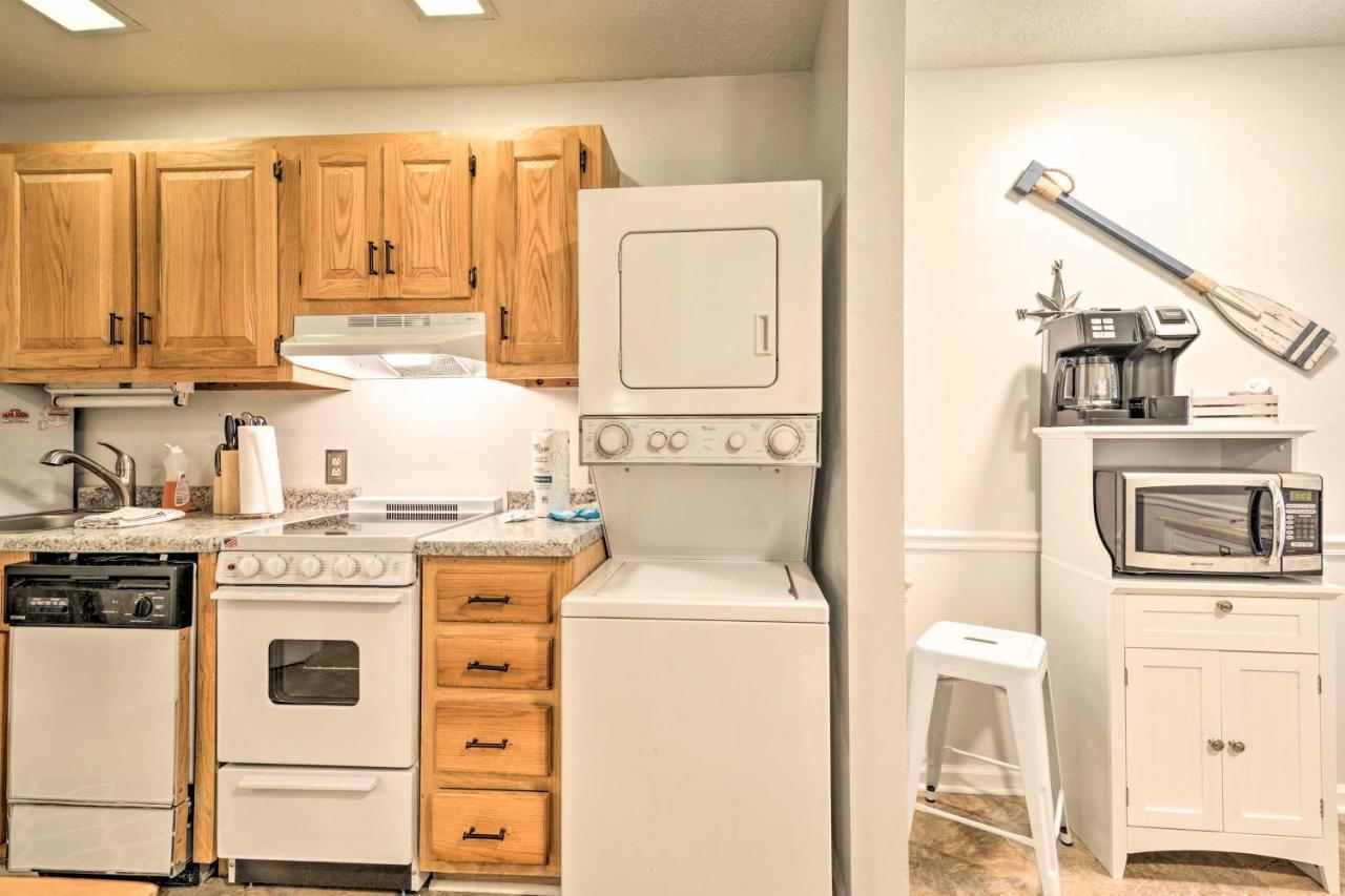 Apartment Cozy With Balcony And Ocean View Walk To Beach! *