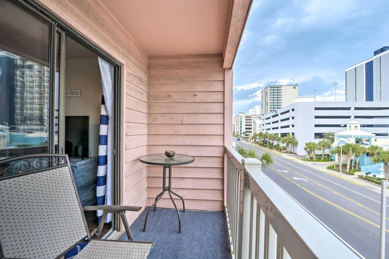Cozy With Balcony And Ocean View Walk To Beach! *