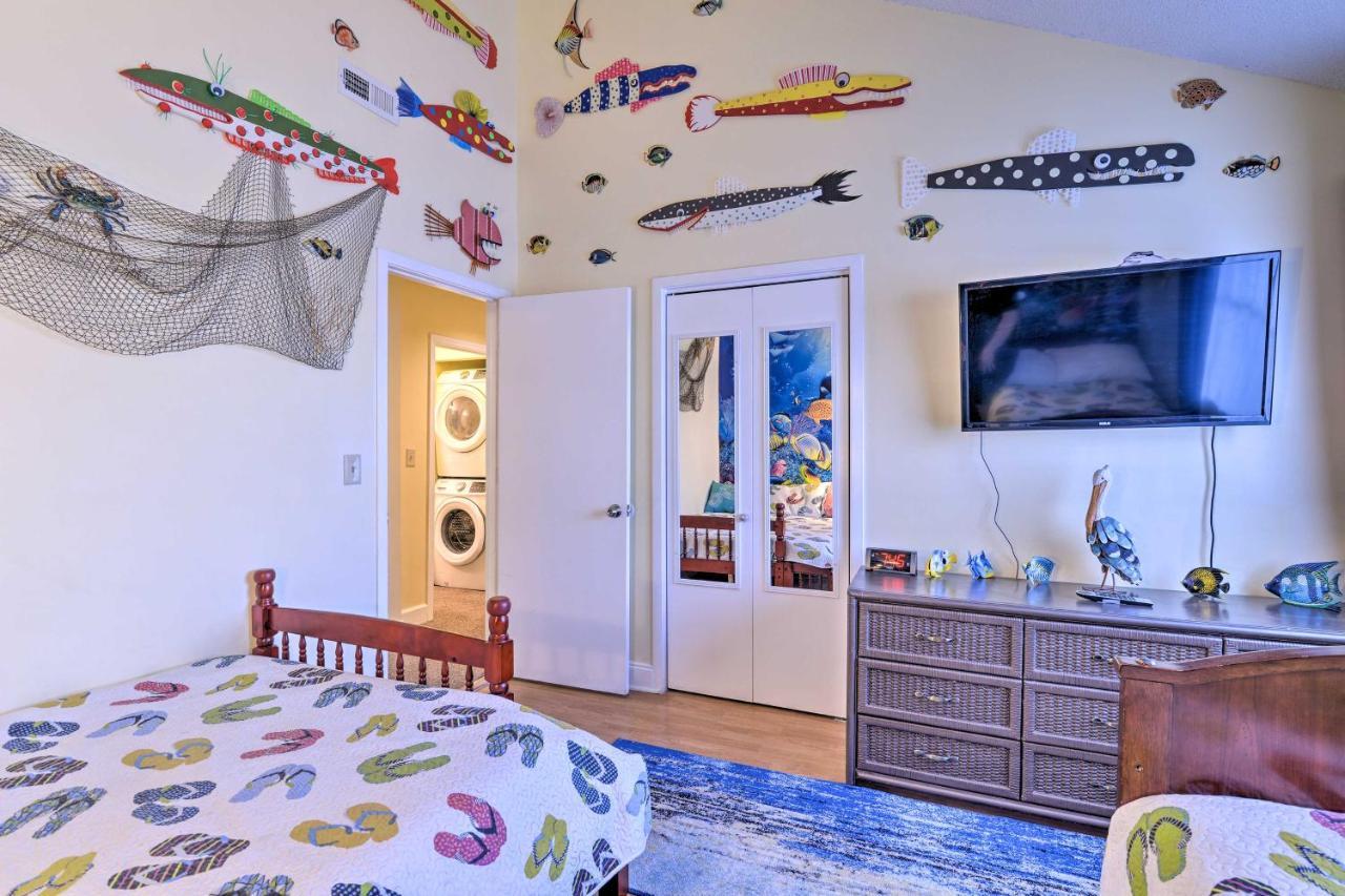 Family-friendly 1 Block To Shore! Apartment *