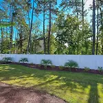 Brand New Home 3 Bed 2 And Half Bath, 4Min Walk To Beach
