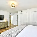 Remodeled, Open Airy Condo, With Full Access , 1706 Brighton Condo