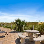 4 Bds- Beachfront Balcony- Near Barefoot- Pool