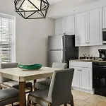 Sheraton Broadway Resort Villas