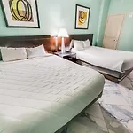 Beach Access! 2-Br Condo W Balcony & Shared Pools