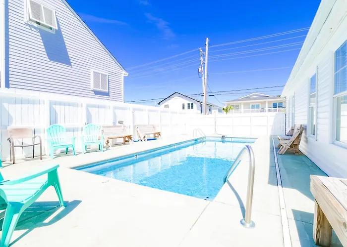 Suns Out Steps To Beach W Private Pool In Cherry Grove