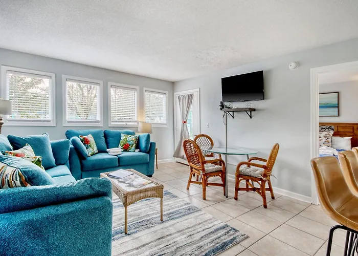 On The Beach 2 Bed 2 Bath 1St Floor Condo