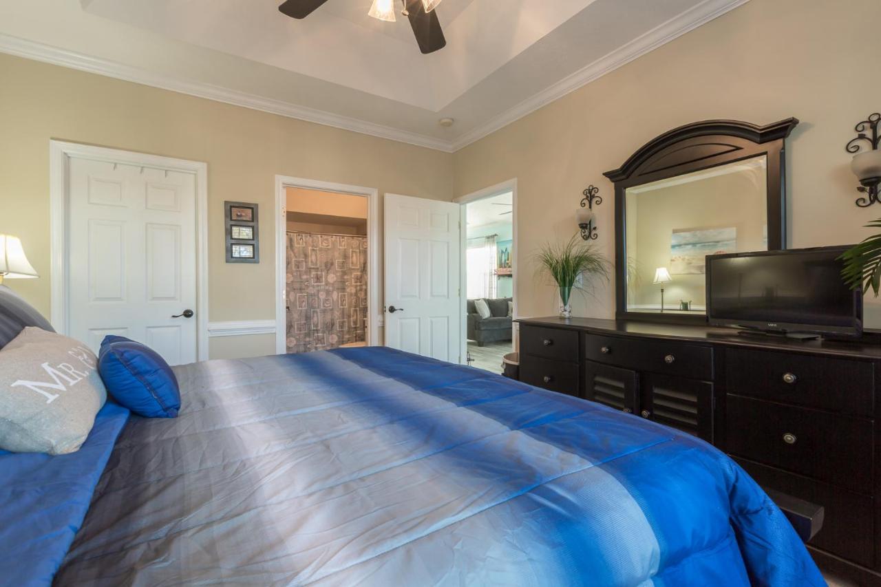 Modern With Shared Pools,hot Tubs, Walk To Beach & Plenty Of Golf! Myrtle Beach