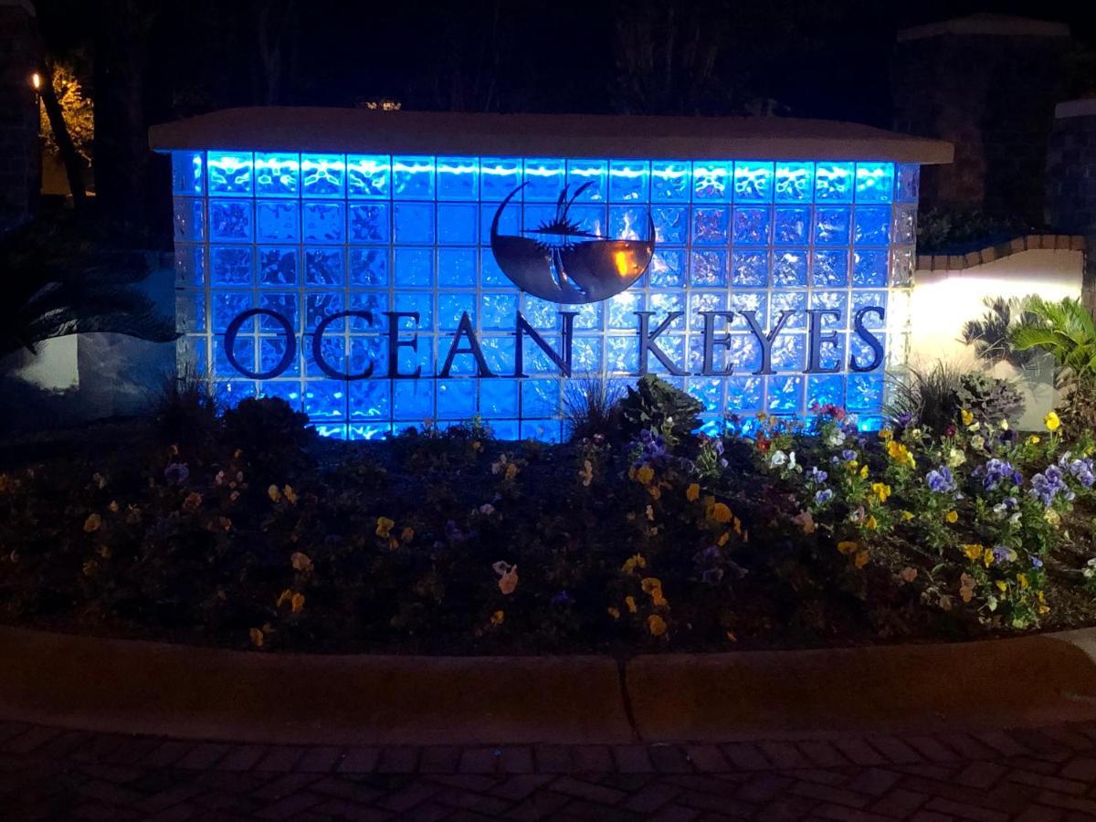 Modern With Shared Pools,hot Tubs, Walk To Beach & Plenty Of Golf!