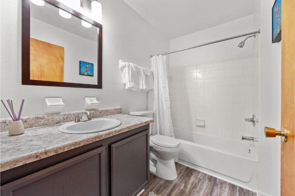 Apartment Viagem Bright 2br With Pool, Gym & Parking Myrtle Beach