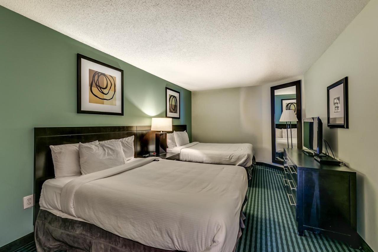 Oceans One Aparthotel