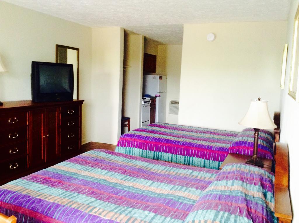 Rainbow Court Annex Motel